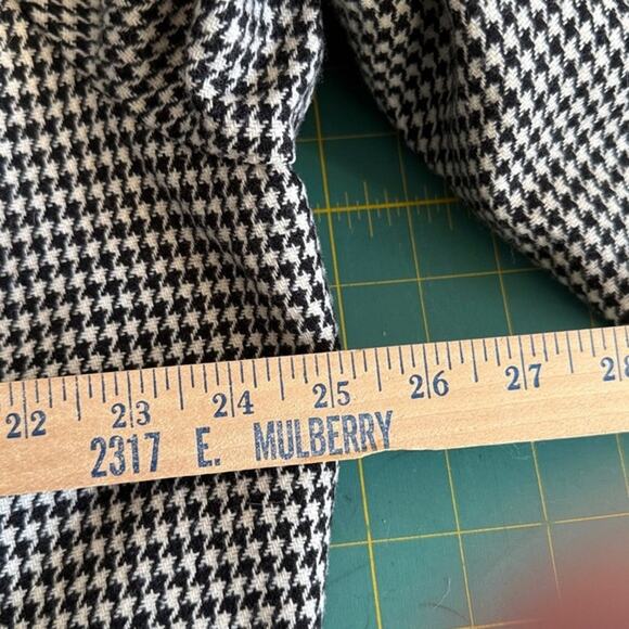 Vtg Sag Harbor Woman sz 22W Black White Houndstooth Wool Blend Blazer Jacket - Picture 4 of 5